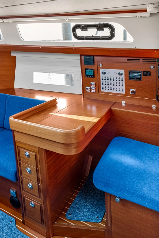 Hallberg Rassy 400 usata in vendita