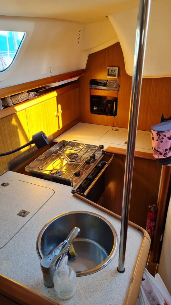 Jeanneau Sun Fast 32I usado à venda