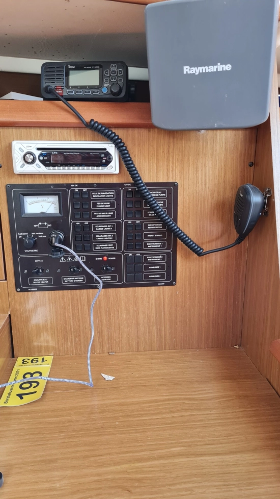 Jeanneau Sun Fast 32I usado à venda