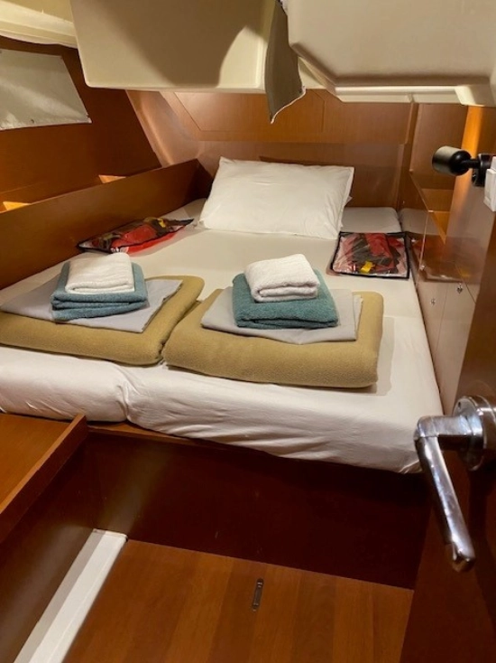 Beneteau Oceanis 41.1 usado à venda