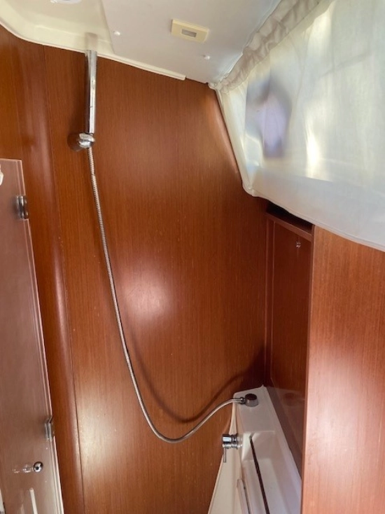 Beneteau Oceanis 41.1 usado à venda