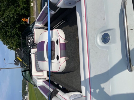 Custom Skiboat Pro Comp usado à venda