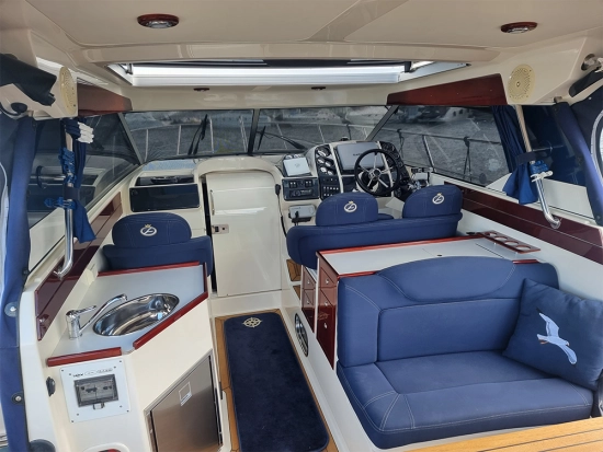 Aquador 33HT usata in vendita