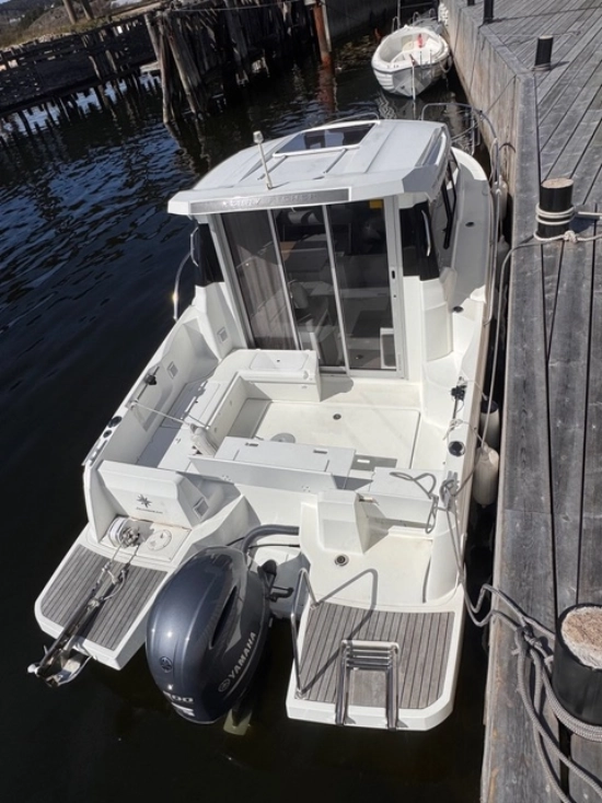 Jeanneau Merry Fisher 795 usado à venda