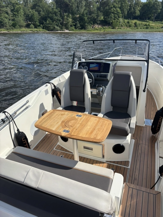 Uttern S65 usado à venda
