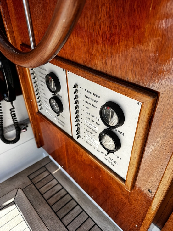 Chris Craft 31 Commander usata in vendita
