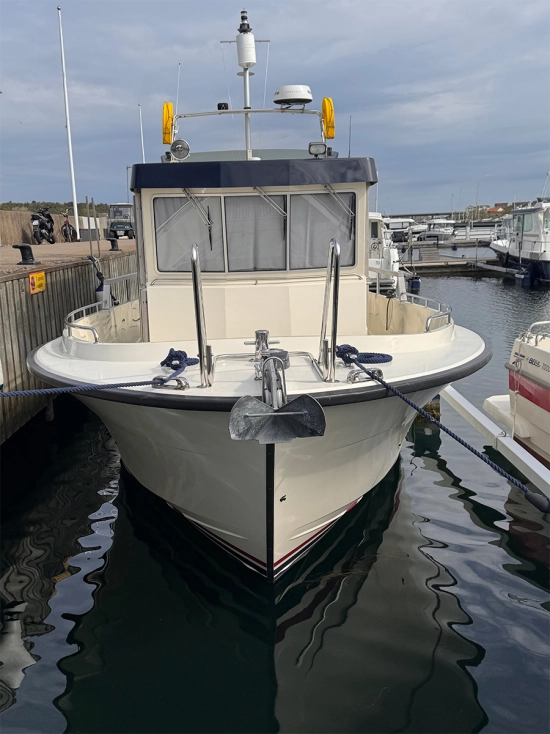 Custom 33 usata in vendita