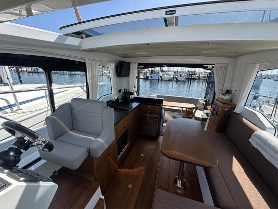 Sealine C330 de segunda mano en venta