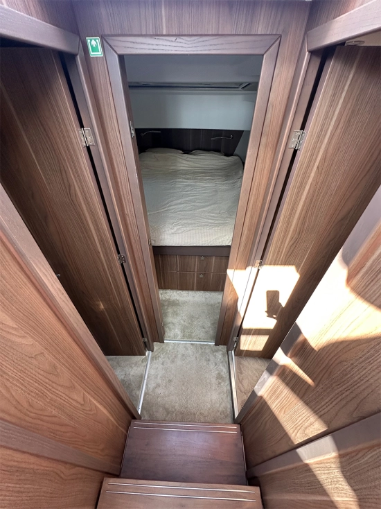 Sealine C330 de segunda mano en venta