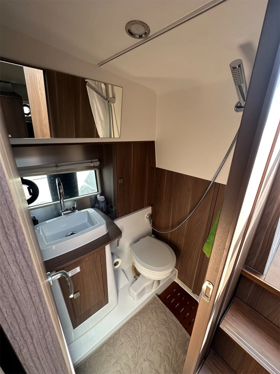 Sealine C330 de segunda mano en venta
