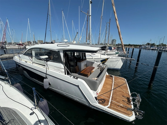 Sealine C330 de segunda mano en venta