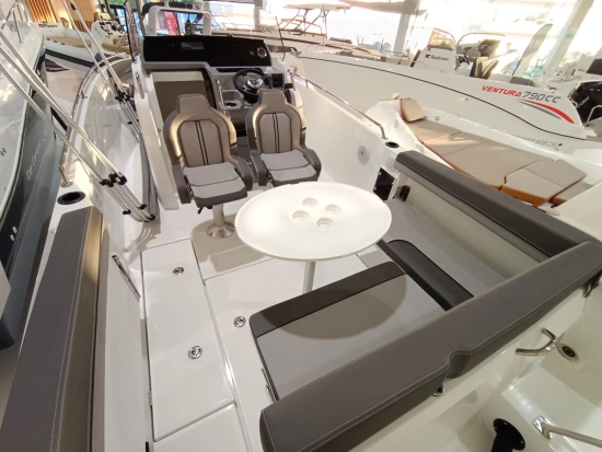 Jeanneau Cap Camarat 7.5 CC S3 nuevo en venta