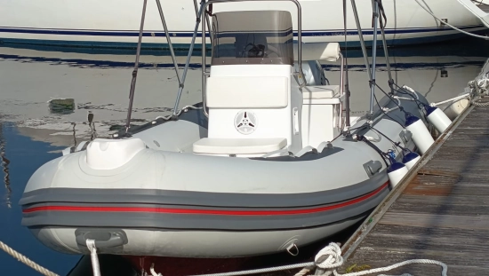 GOLDEN SHIP AURA 520 usata in vendita