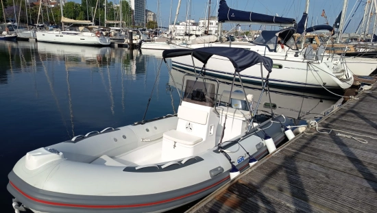 GOLDEN SHIP AURA 520 usata in vendita