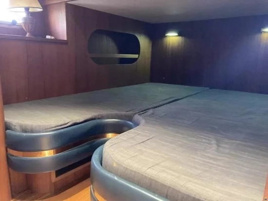 Neptunus 138 sedan de segunda mano en venta
