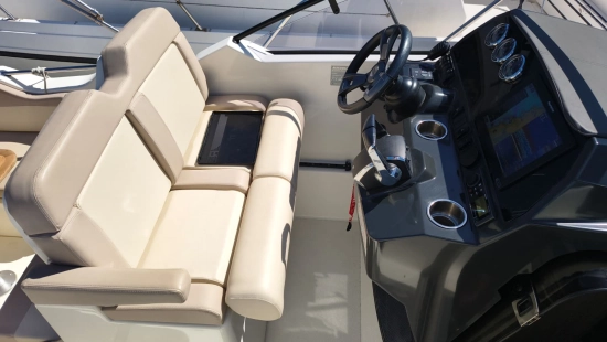 Quicksilver Sundeck Activ 875 usata in vendita