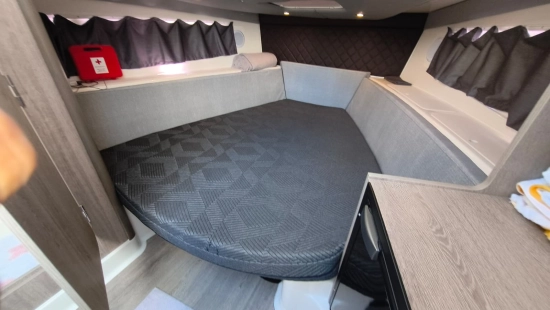 Quicksilver Sundeck Activ 875 usata in vendita