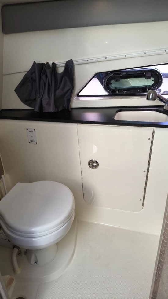 Quicksilver Sundeck Activ 875 usata in vendita