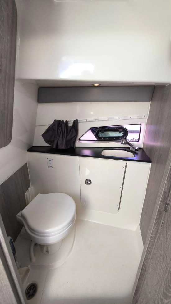 Quicksilver Sundeck Activ 875 usata in vendita
