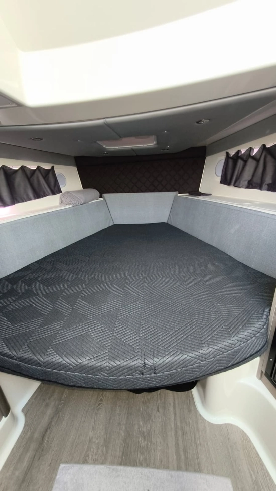 Quicksilver Sundeck Activ 875 usata in vendita