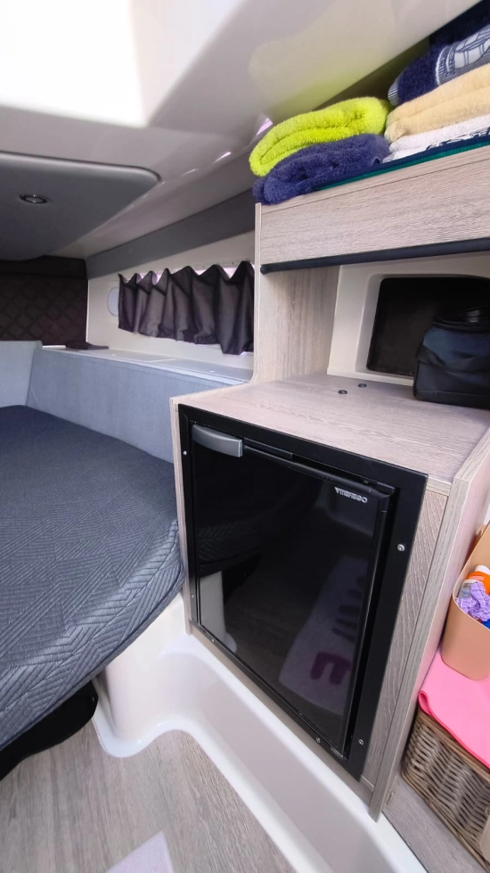 Quicksilver Sundeck Activ 875 usata in vendita
