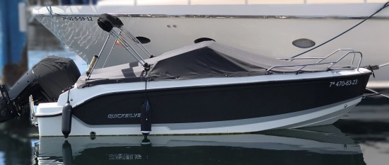 Quicksilver 555 BOW RAIDER de segunda mano en venta