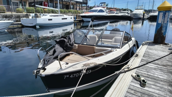 Quicksilver 555 BOW RAIDER de segunda mano en venta
