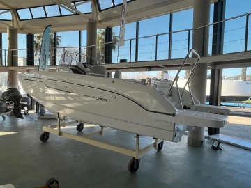 Beneteau Flyer 8 Spacedeck V2 novos à venda