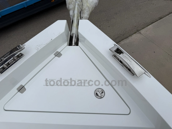 De Antonio D 32 nuevo en venta