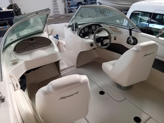 Sea Ray 175 SPORT usado à venda