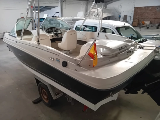 Sea Ray 175 SPORT usado à venda