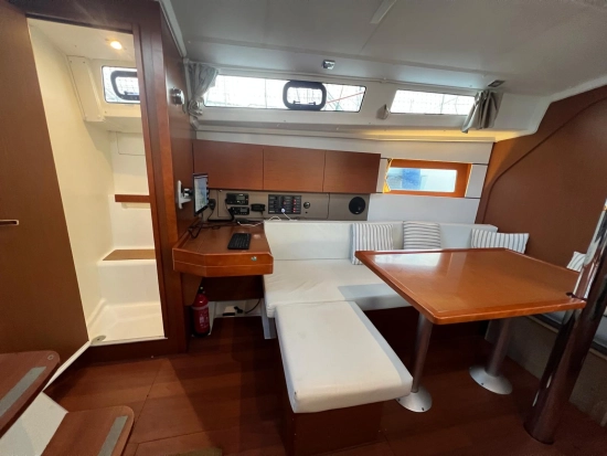 Beneteau Oceanis 38 usata in vendita
