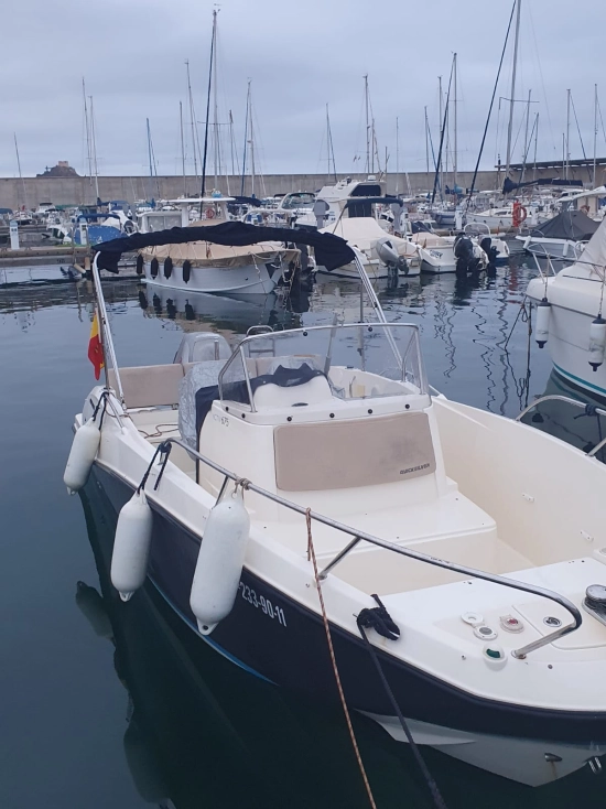 Quicksilver 675 Activ usata in vendita