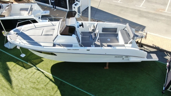 Mareti Boats 900 CRUISER + 2 x SUZUKI 200HP nuevo en venta