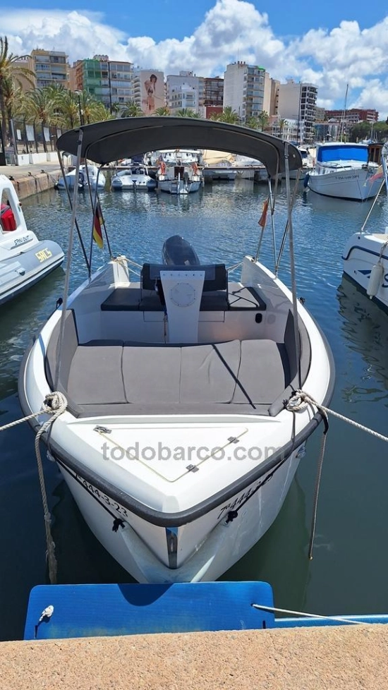 Mareti Boats 585 Open usado à venda