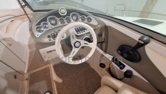 Crownline 262 EX usata in vendita