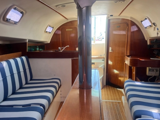 Astraea 330 Sprinter usata in vendita