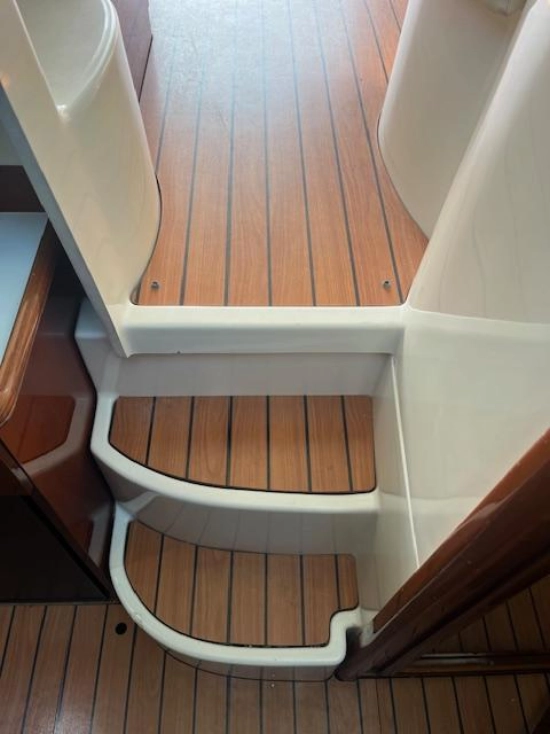 Jeanneau Prestige 32 usado à venda