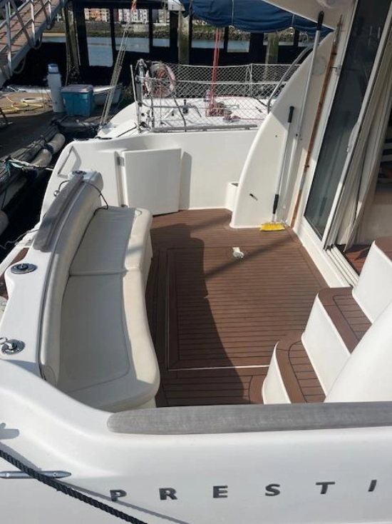 Jeanneau Prestige 32 usado à venda