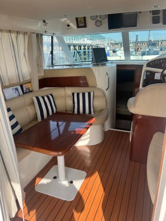 Jeanneau Prestige 32 usado à venda