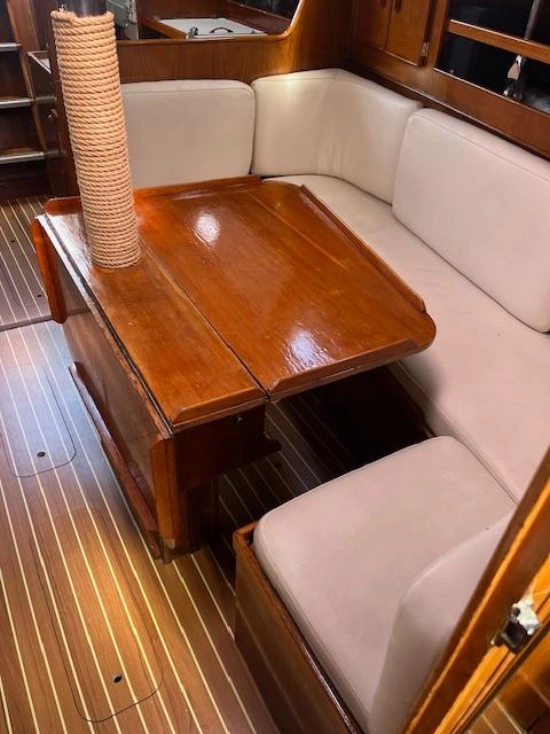 Furia Yachts 37 usata in vendita