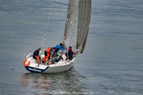 Farr Yacht Design Mumm 30 usado à venda