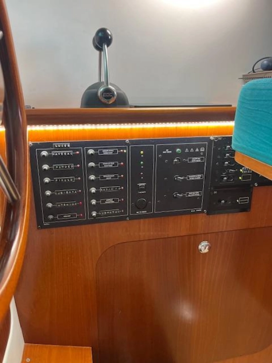 Beneteau Antares 10.80 usata in vendita