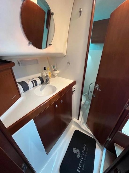 Beneteau Antares 10.80 usata in vendita
