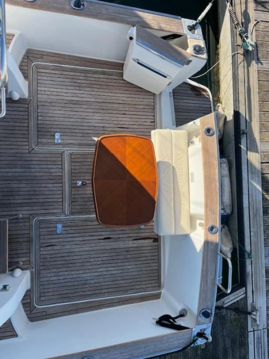 Beneteau Antares 10.80 usata in vendita