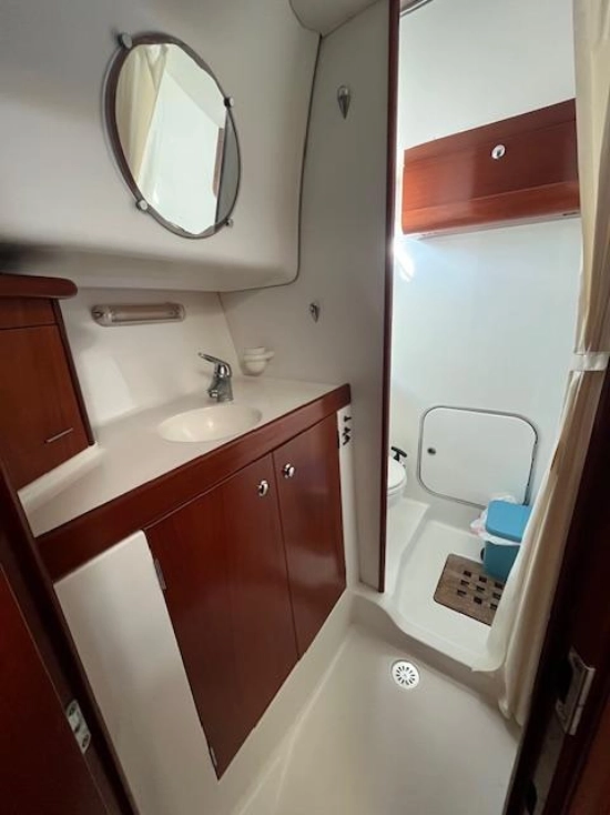 Beneteau Antares 10.80 de segunda mano en venta