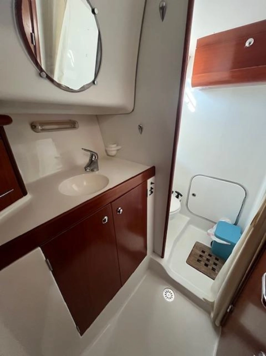 Beneteau Antares 10.80 de segunda mano en venta