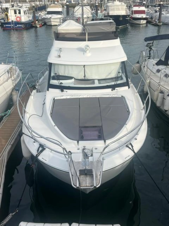 Beneteau Antares 11 Fly OB usata in vendita