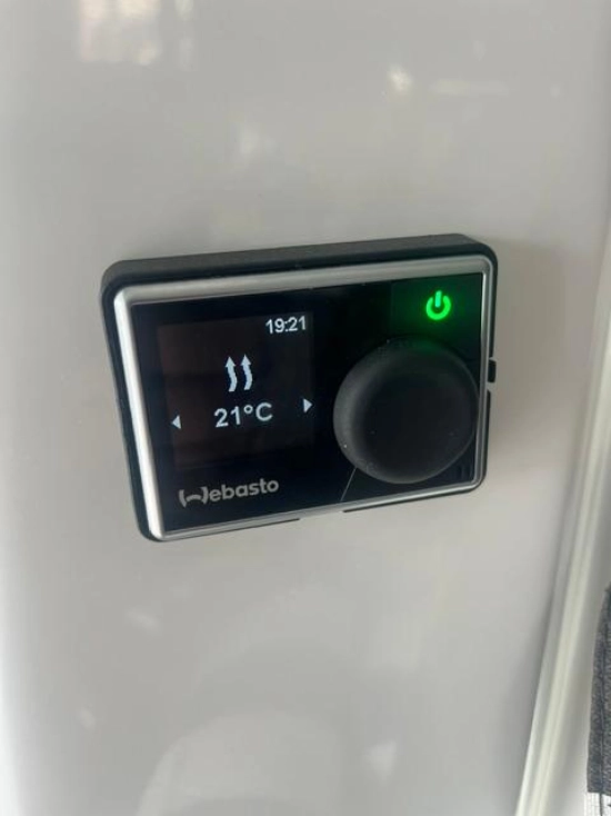 Beneteau Antares 11 Fly OB usata in vendita