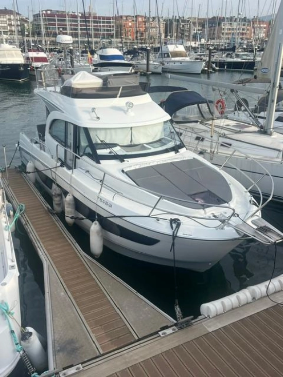Beneteau Antares 11 Fly OB usata in vendita